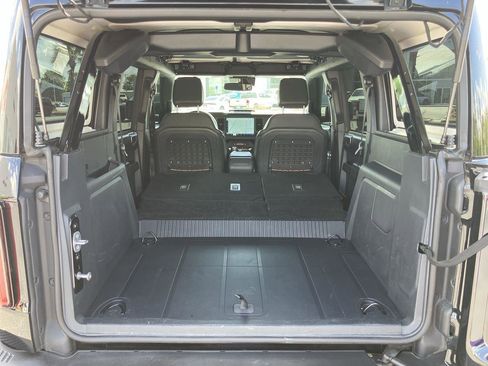 Used 2024 Ford Bronco Badlands image 29