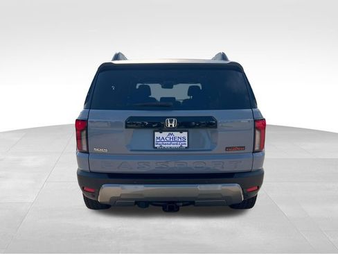Used 2026 Honda Passport TrailSport Elite image 5