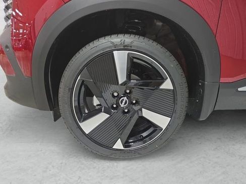 New 2026 Nissan Kicks SR FWD image 23