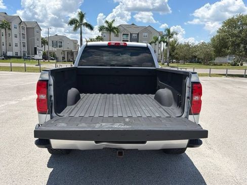 Used 2017 Chevrolet Silverado 1500 Custom w/ Custom Convenience Package RWD image 15