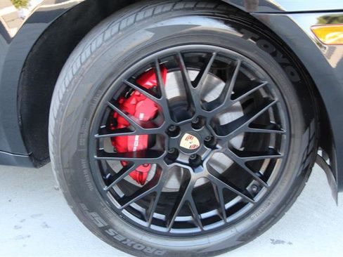 Used 2018 Porsche Macan GTS w/ Premium Package Plus AWD/4WD image 33