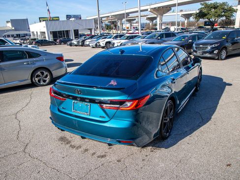 Used 2025 Toyota Camry XSE image 8