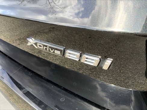 Used 2023 BMW X1 xDrive28i w/ Convenience Package image 9