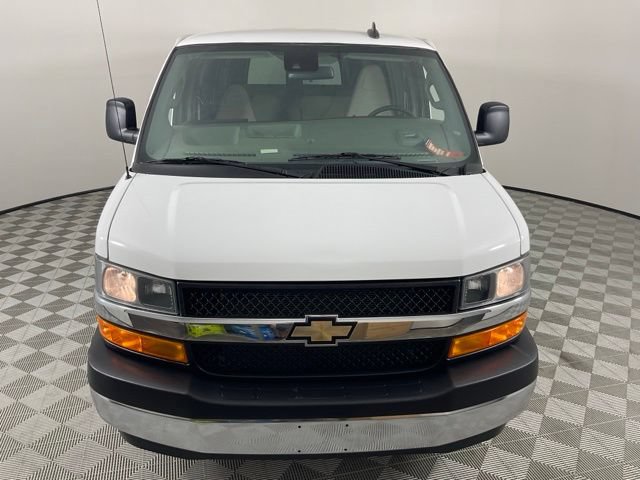 Used 2024 Chevrolet Express 3500 LT w/ LT Preferred Equipment Group RWD image 15