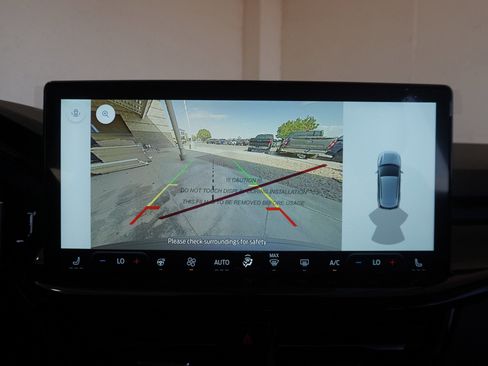 New 2025 Ford Escape ST-Line w/ Tech Pack #1 image 32