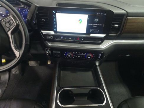 Used 2024 Chevrolet Silverado 3500 High Country w/ High Country Premium Package image 11