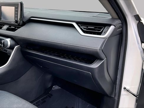 Used 2020 Toyota RAV4 LE w/ All Weather Liner Package FWD image 19