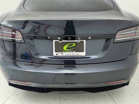 Used 2023 Tesla Model S Standard Range image 11