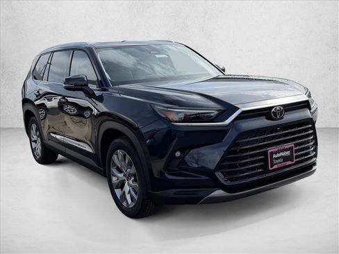 New 2026 Toyota Grand Highlander Limited image 3