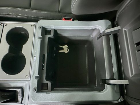 New 2026 INEOS Grenadier Fieldmaster Edition image 30