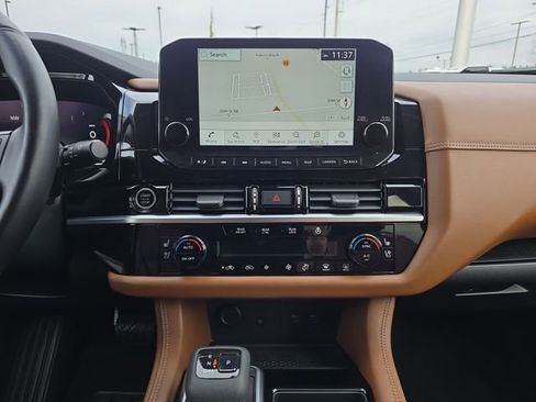 Used 2022 Nissan Pathfinder Platinum w/ Cargo Package image 23