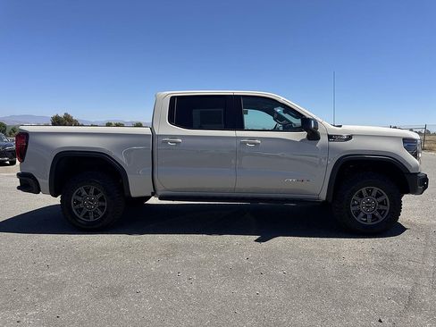 New 2026 GMC Sierra 1500 AT4X AWD/4WD image 3
