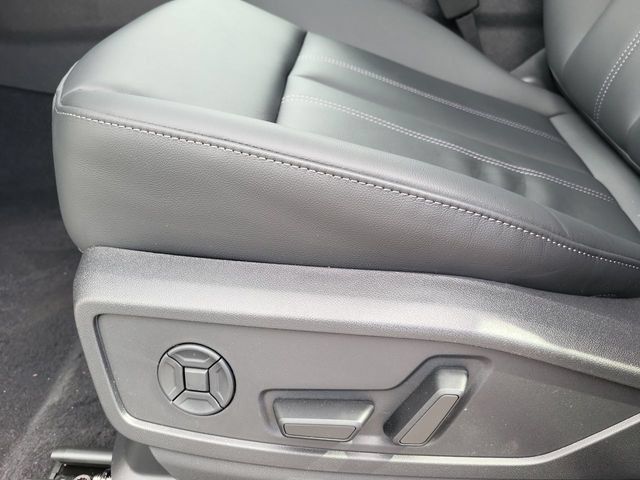 New 2026 Audi Q5 Premium AWD/4WD image 12