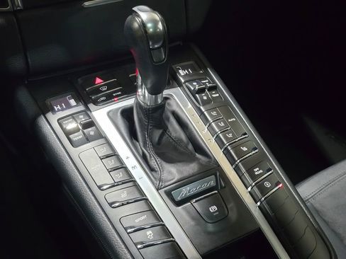 Used 2016 Porsche Macan S image 15