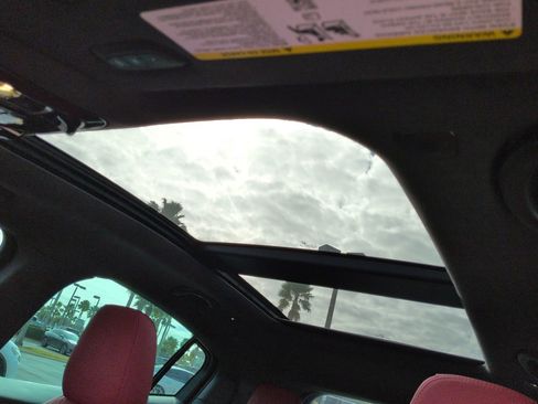 New 2026 Maserati Grecale Modena image 19