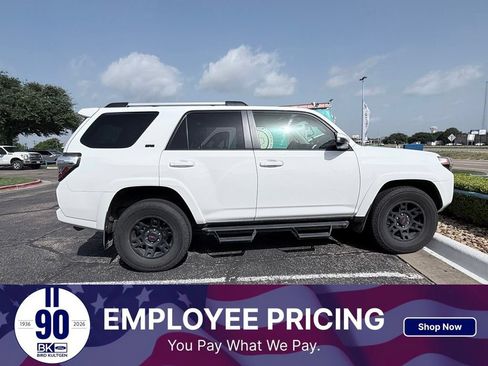 Used 2023 Toyota 4Runner SR5 RWD image 1