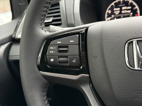 New 2026 Honda Odyssey Touring image 26