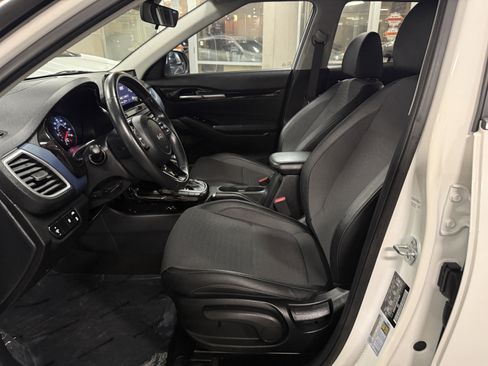 Used 2023 Kia Seltos S image 29