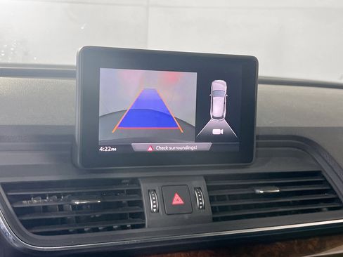 Used 2018 Audi Q5 2.0T Premium image 13