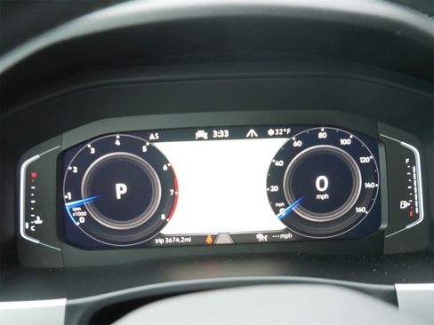 Used 2022 Volkswagen Atlas SEL Premium image 23