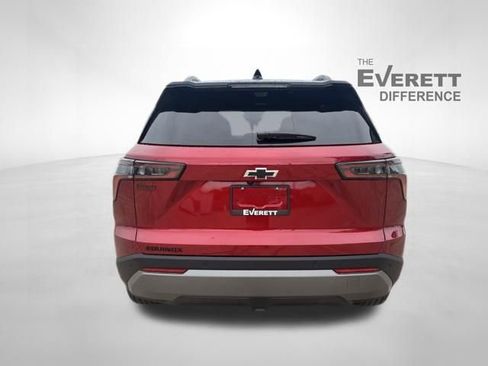 New 2026 Chevrolet Equinox LT w/ Convenience Package II FWD image 6