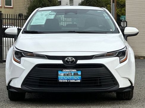 Used 2024 Toyota Corolla LE image 9