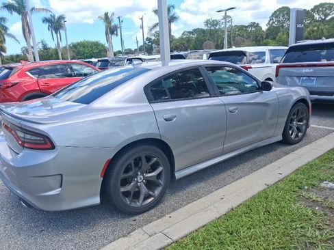 Used 2018 Dodge Charger SXT Plus w/ Navigation & Travel Group RWD image 4