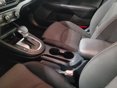 Used 2023 Kia Forte LXS w/ LXS Technology Package FWD image 26