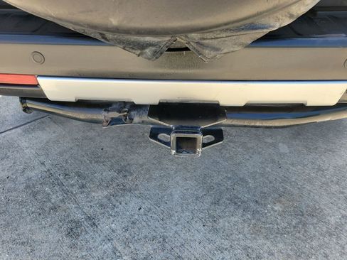 Used 2012 Toyota FJ Cruiser 2WD w/ Upgrade Pkg image 31