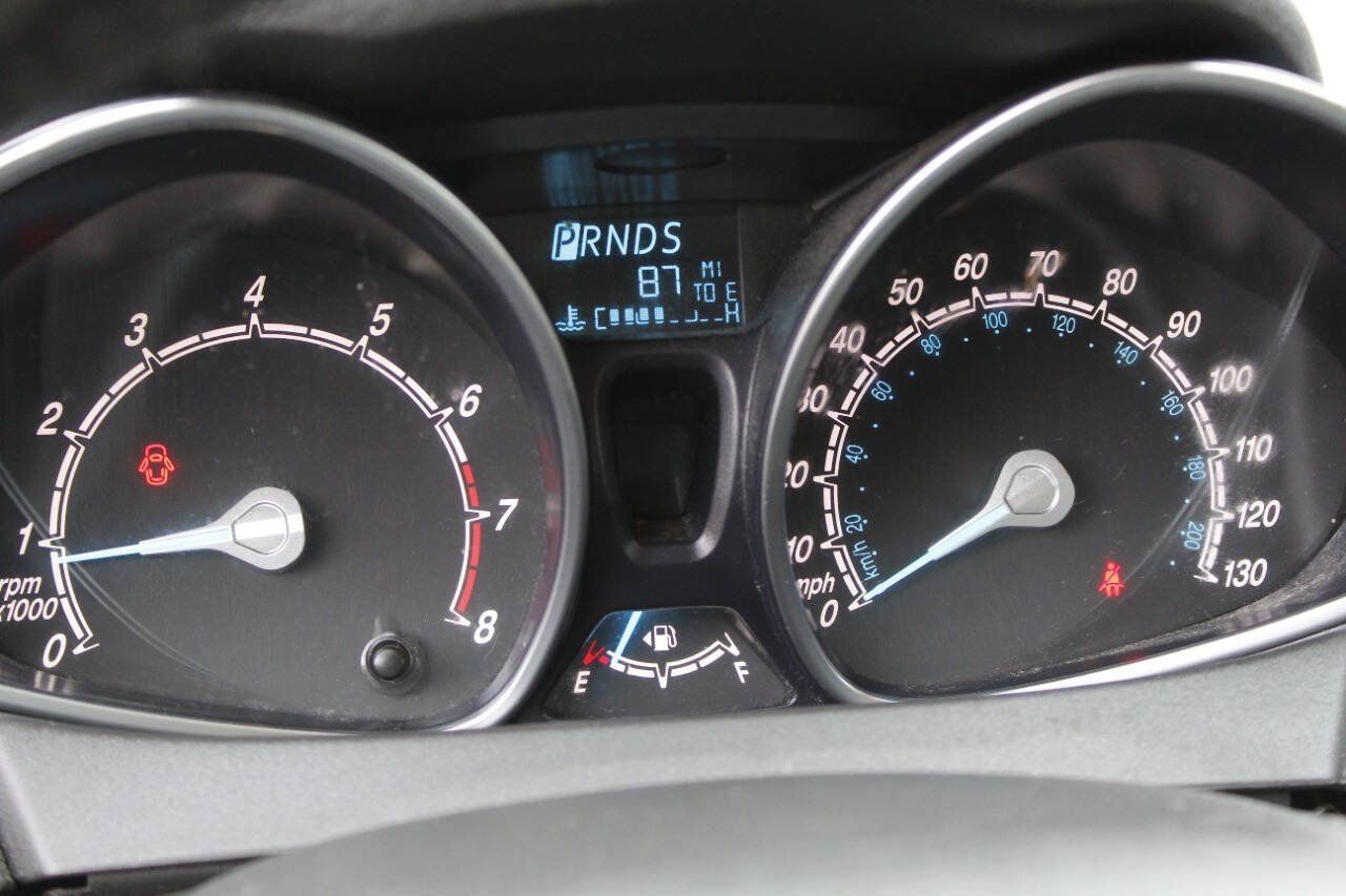 Used 2015 Ford Fiesta SE FWD image 33