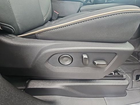 New 2026 Chevrolet Suburban Premier w/ Sun And Tow Package image 28