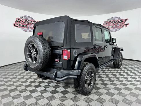 Used 2018 Jeep Wrangler Unlimited Sport image 7