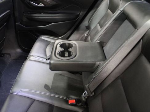 Certified 2022 GMC Terrain SLT w/ Tech Package image 60