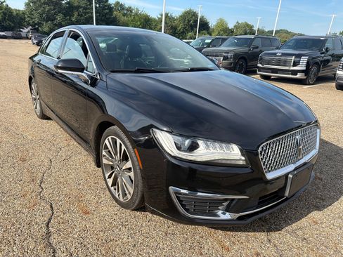 Used 2018 Lincoln MKZ Reserve w/ Climate Package AWD/4WD image 3