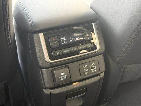 Used 2026 Subaru Ascent Bronze Edition AWD/4WD image 25
