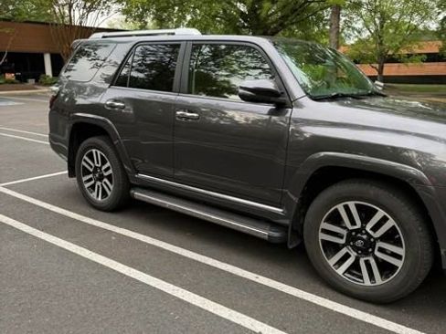 Used 2021 Toyota 4Runner Limited AWD/4WD image 2