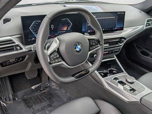 Used 2025 BMW 330i Sedan w/ M Sport Package RWD image 10