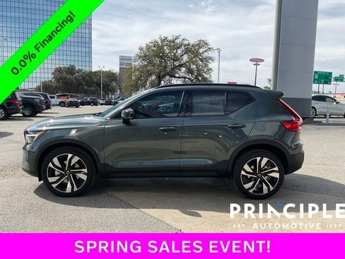 New 2026 Volvo XC40 B5 Ultra w/ Protection Package Premier image 7