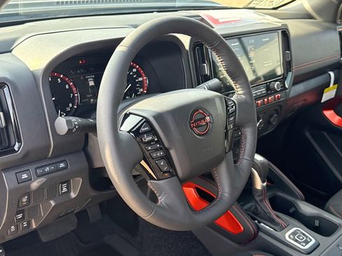 New 2026 Nissan Frontier PRO-4X w/ Pro-4x Convenience Package image 17