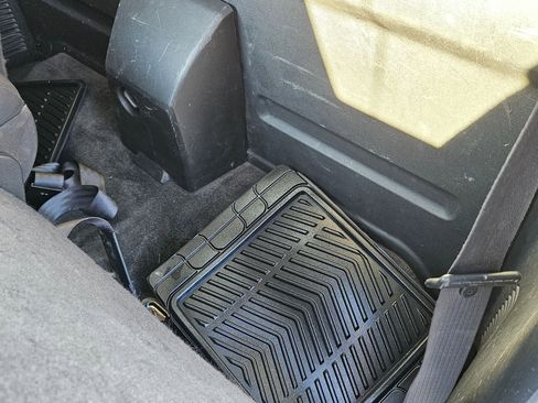 Used 2012 Chevrolet Colorado W/T image 27