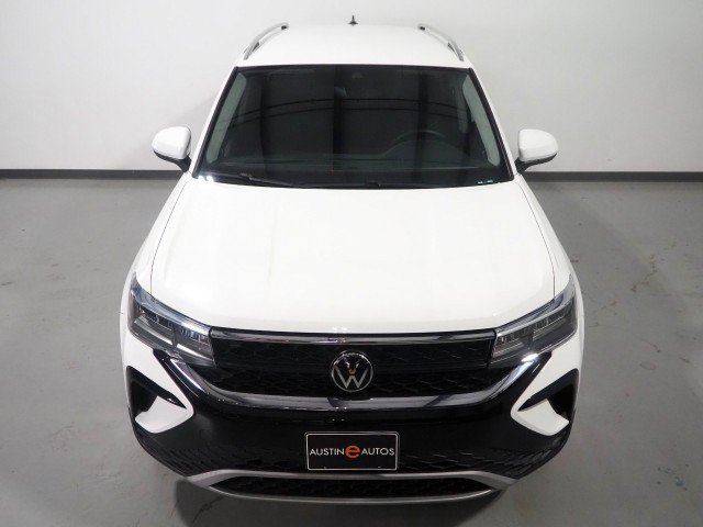 Used 2024 Volkswagen Taos SE FWD image 10