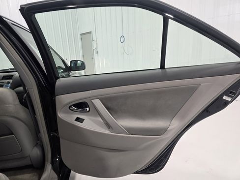 Used 2009 Toyota Camry LE image 20