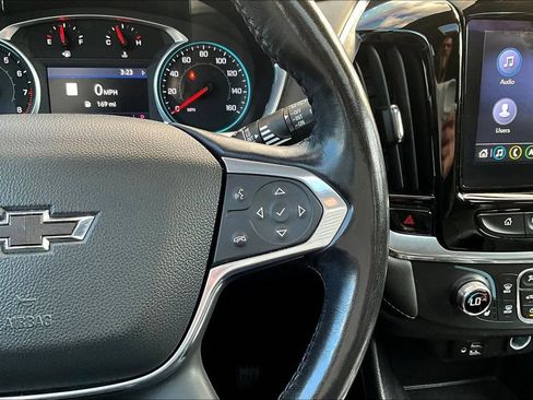 Used 2021 Chevrolet Traverse RS AWD/4WD image 12