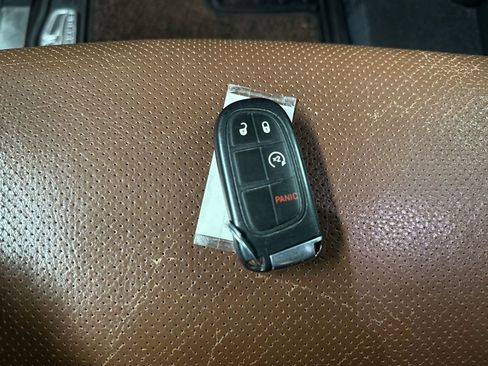 Used 2017 RAM 2500 Longhorn w/ Convenience Group AWD/4WD image 42