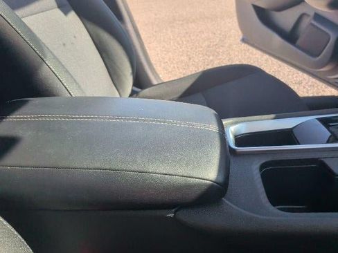 Used 2025 Nissan Sentra SV FWD image 19