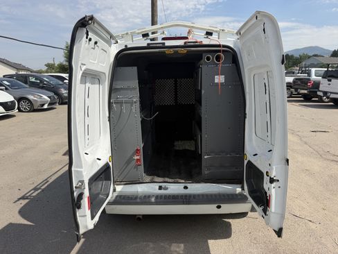 Used 2011 Ford Transit Connect XLT FWD image 22
