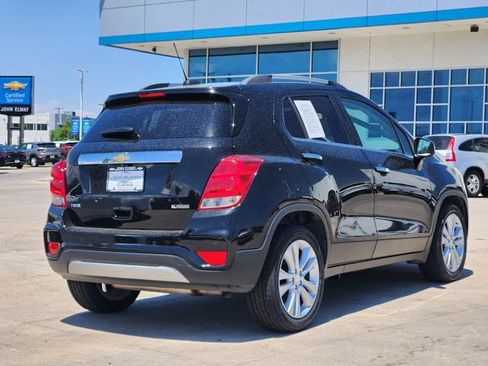 Used 2017 Chevrolet Trax Premier w/ Driver Confidence II Package FWD image 7