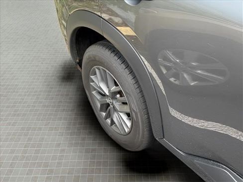 Used 2024 Nissan Rogue S FWD image 13