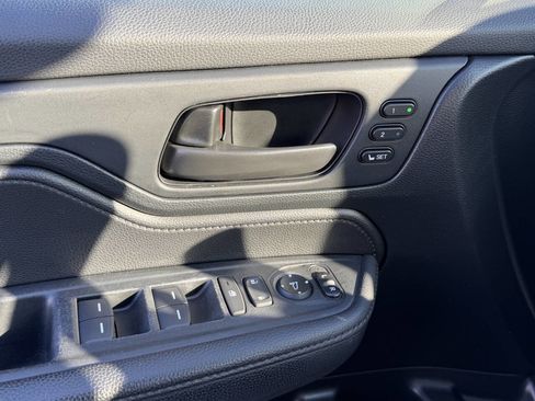 Used 2023 Honda Odyssey Sport image 25