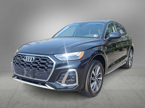 Used 2023 Audi Q5 2.0T Premium w/ Convenience Package AWD/4WD image 1